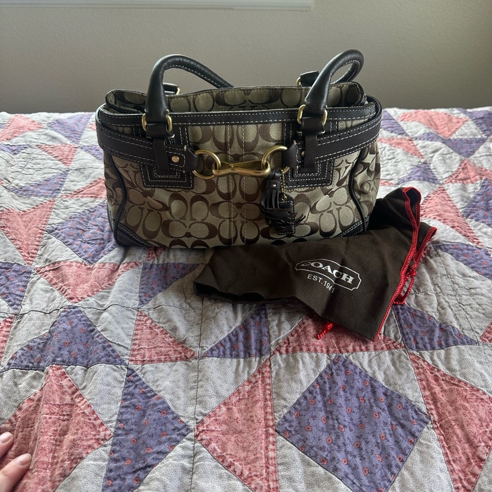 Coach Beige Signature Canvas Shoulder Bag with Dark Brown Trim - Picture 4 of 5